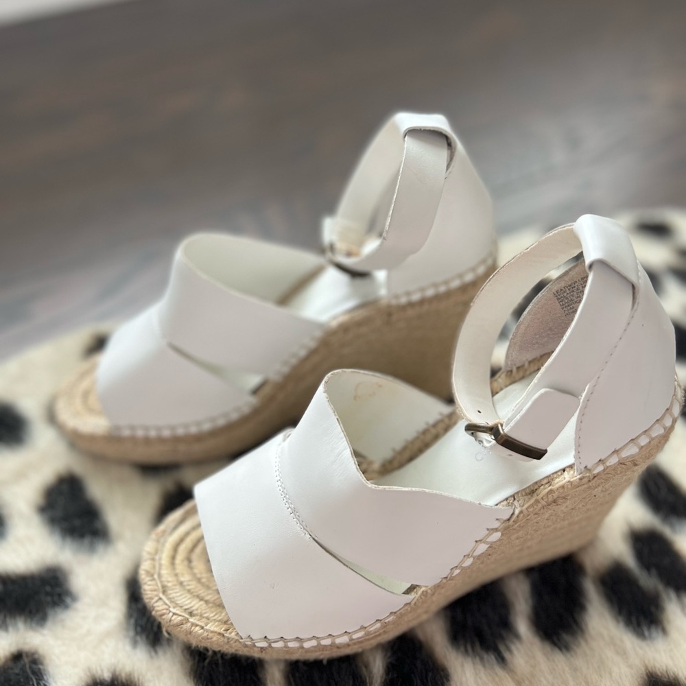 Thread and Supply espadrilles white size 7.5